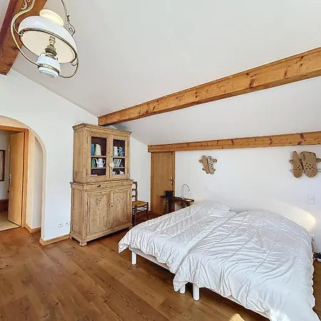 9 Personnes A Combloux, Mont Blanc - Fr-1-560-125 Chalet