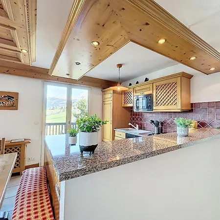 Chalet 9 Personnes A Combloux, Mont Blanc - Fr-1-560-125